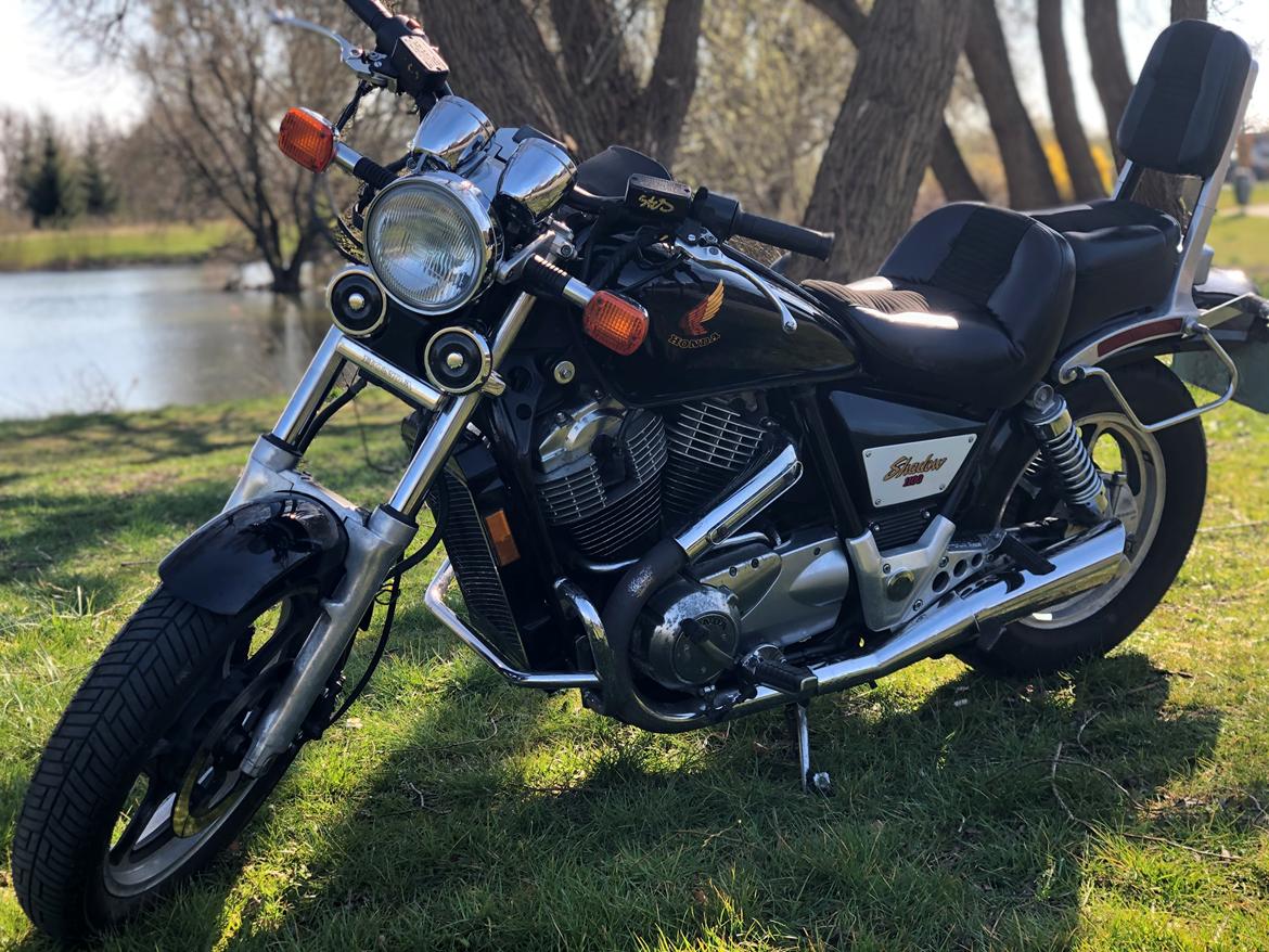 Honda VT1100C Shadow - Monteret andet styr og bremse/kobling for den rigtige vinkel billede 1