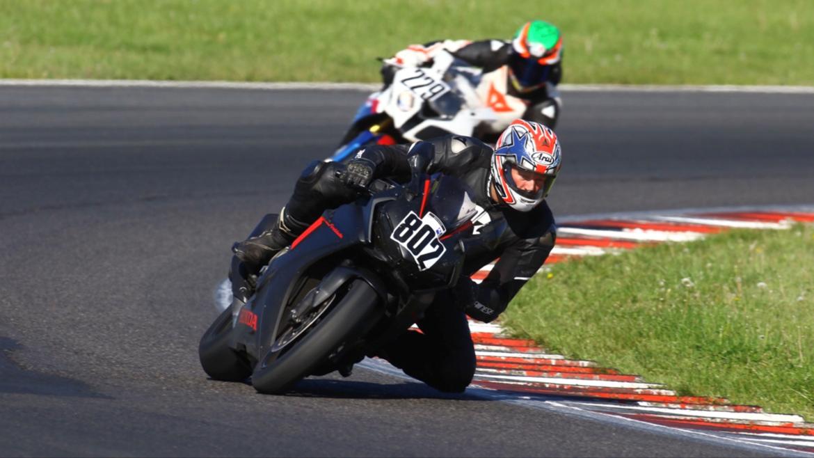 Honda CBR 1000 RR (Baneracer) SOLGT billede 12