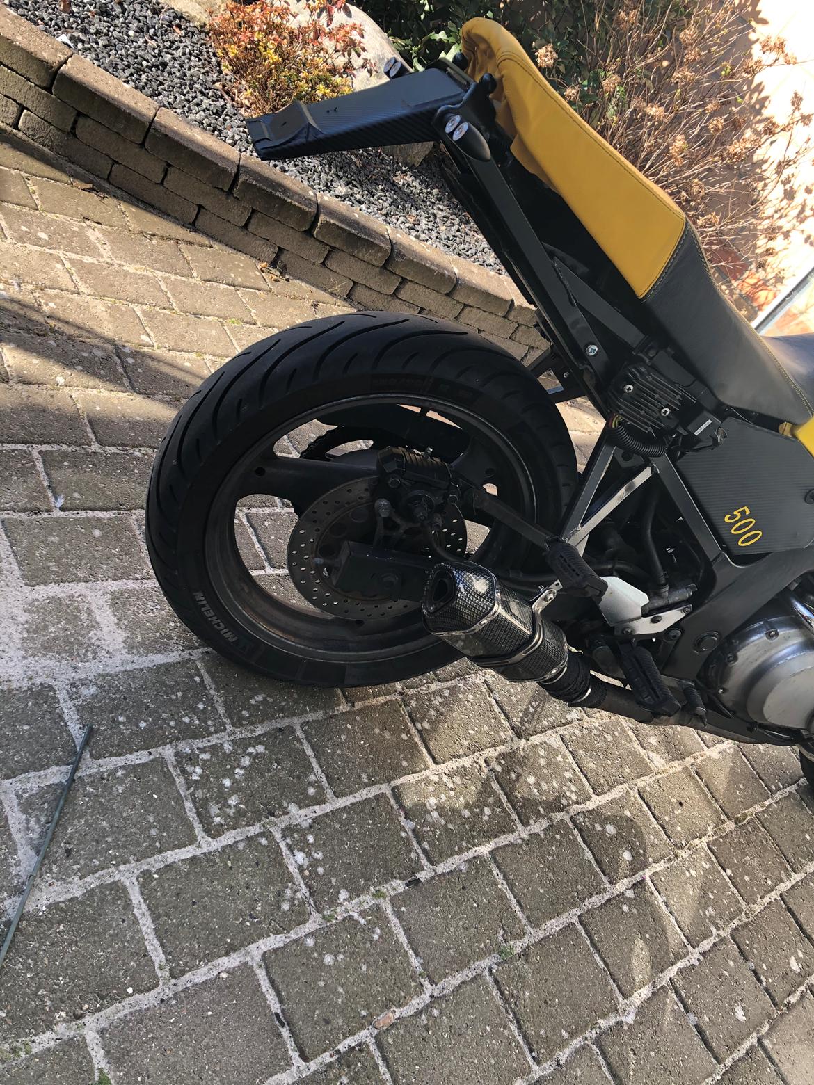 Suzuki Gs 500 e cafe style billede 8