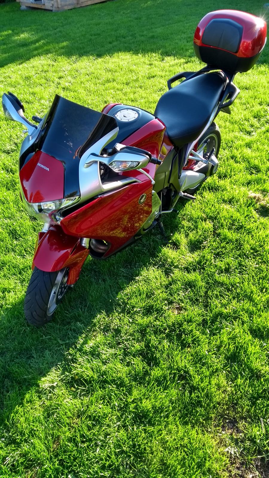 Honda VFR 1200F  billede 2