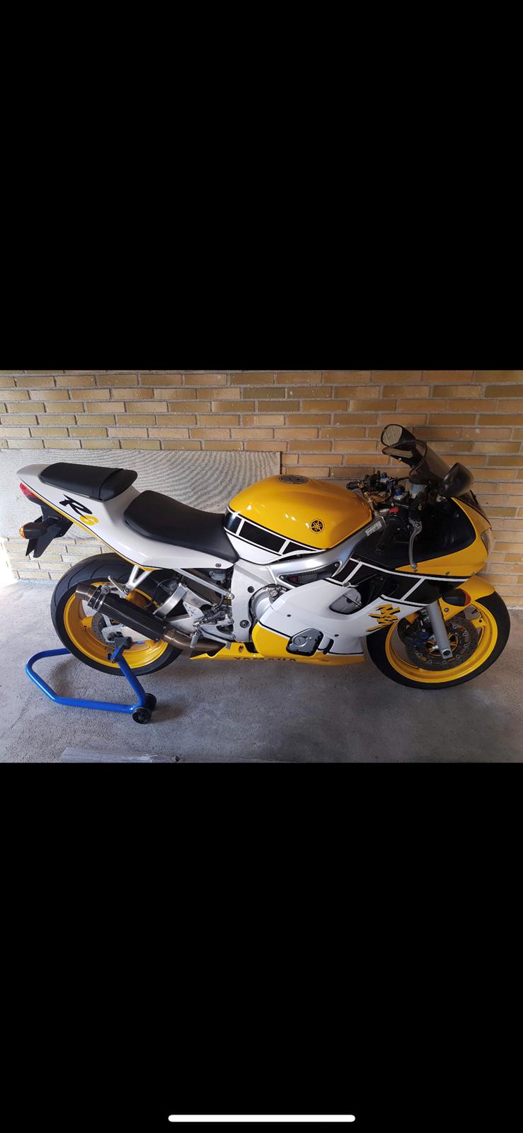 Yamaha R6 billede 5