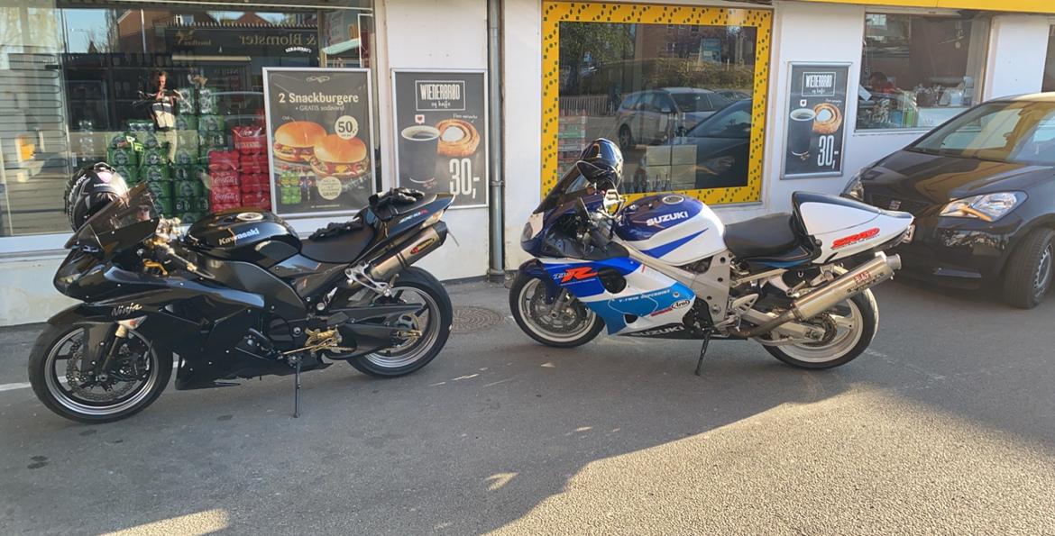 Kawasaki ZX10R billede 9