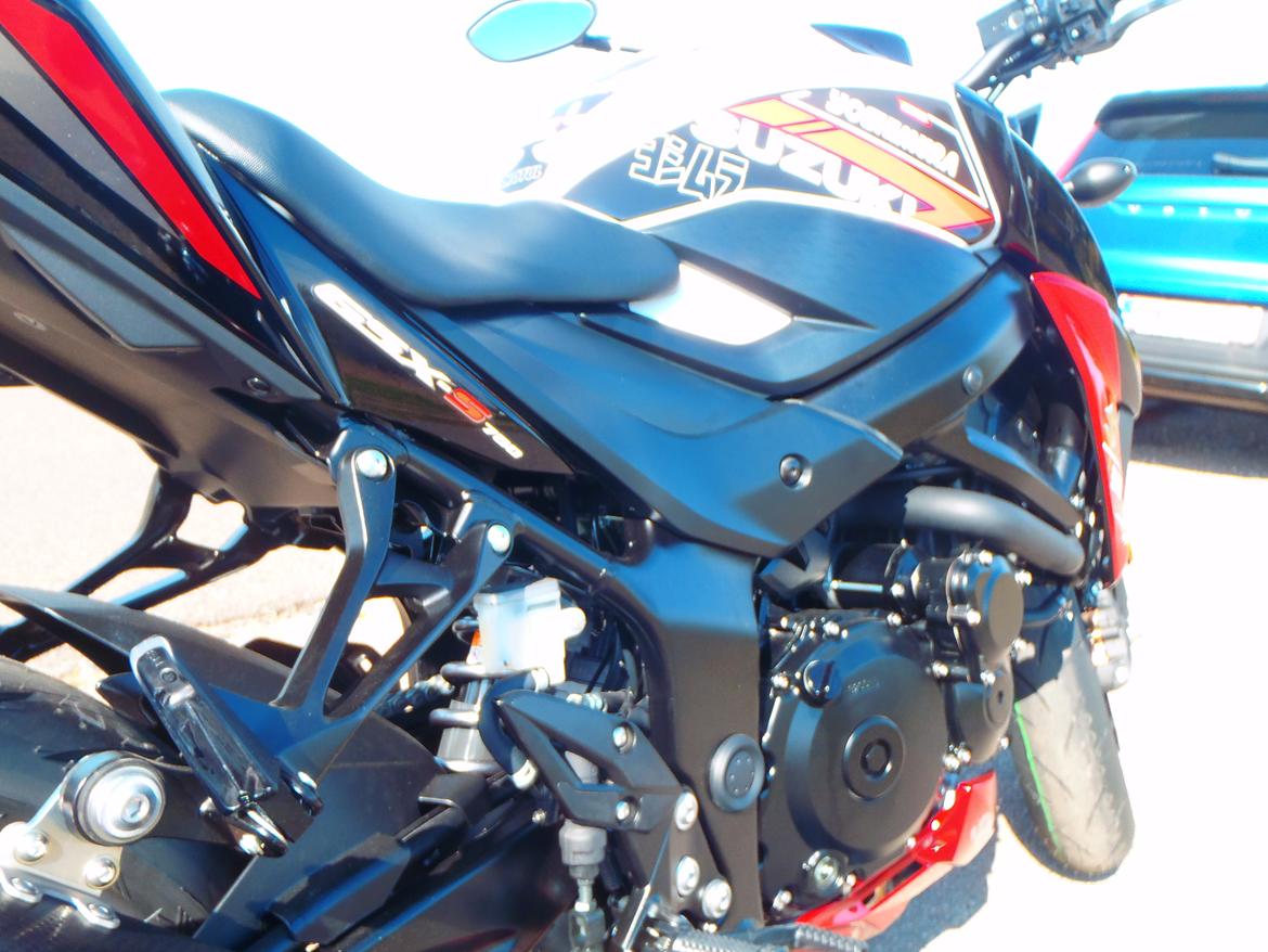 Suzuki GSXS 750 STREET YOSHIMURA + billede 6