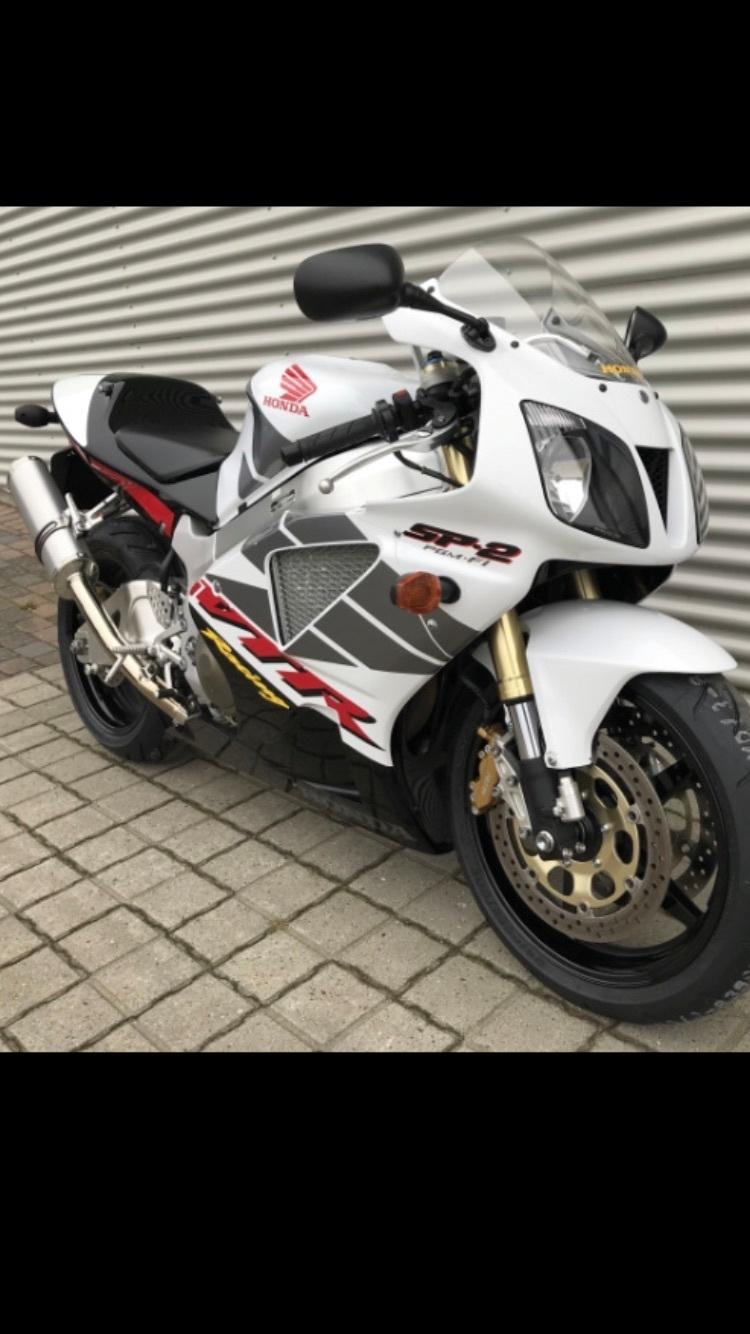 Honda Vtr 1000 sp2 billede 1