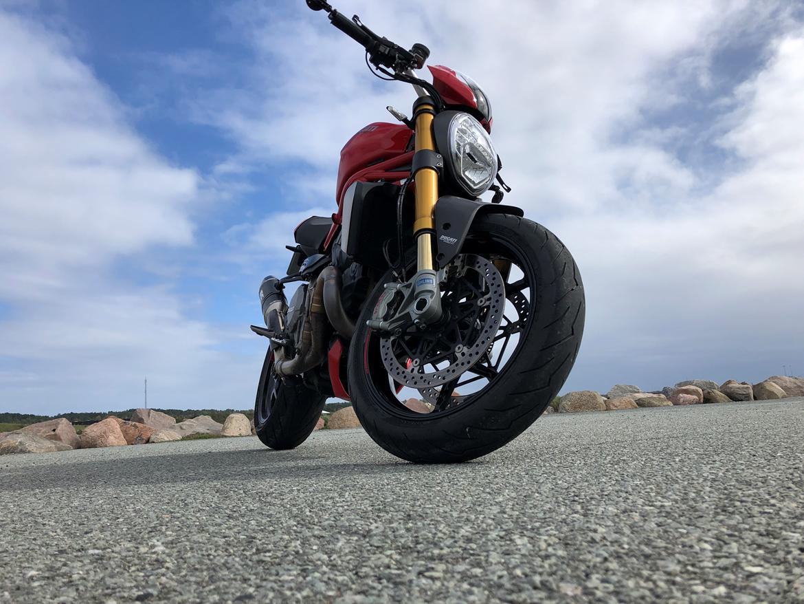 Ducati Monster 1200 S billede 1