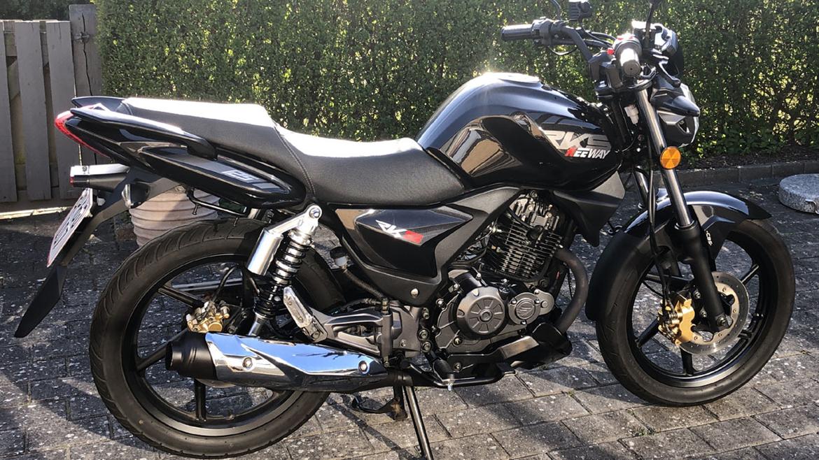 Keeway RKS 125 billede 1