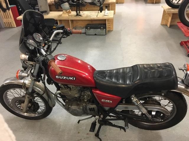 Suzuki GN250 billede 7