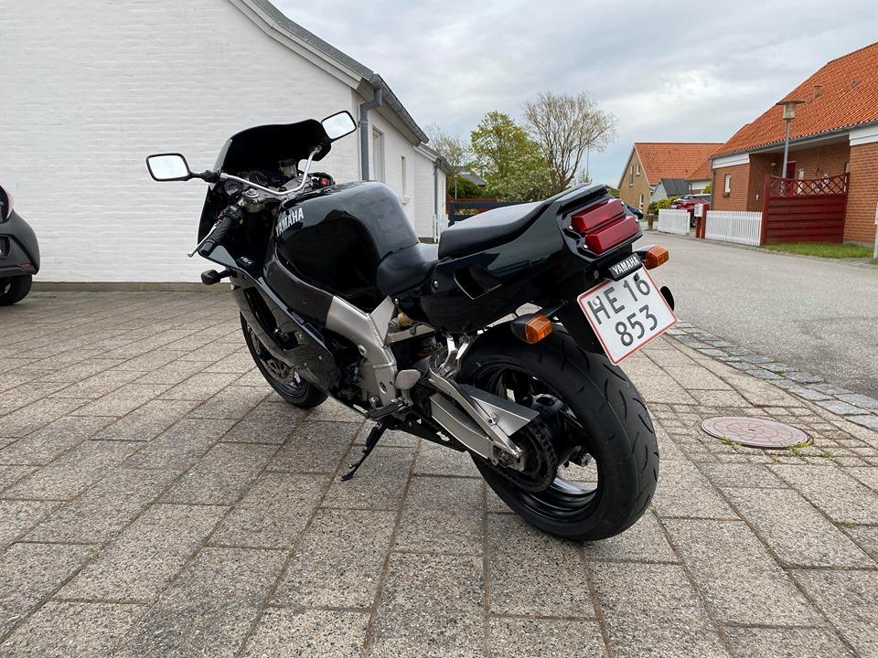 Yamaha yzf 750 r billede 6