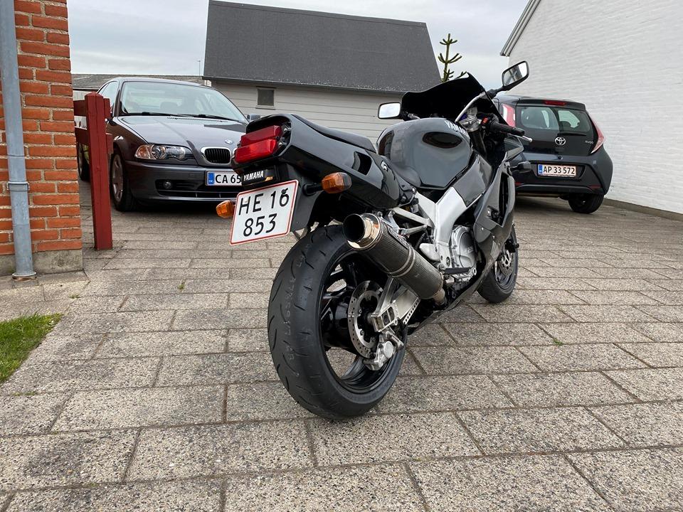Yamaha yzf 750 r billede 5