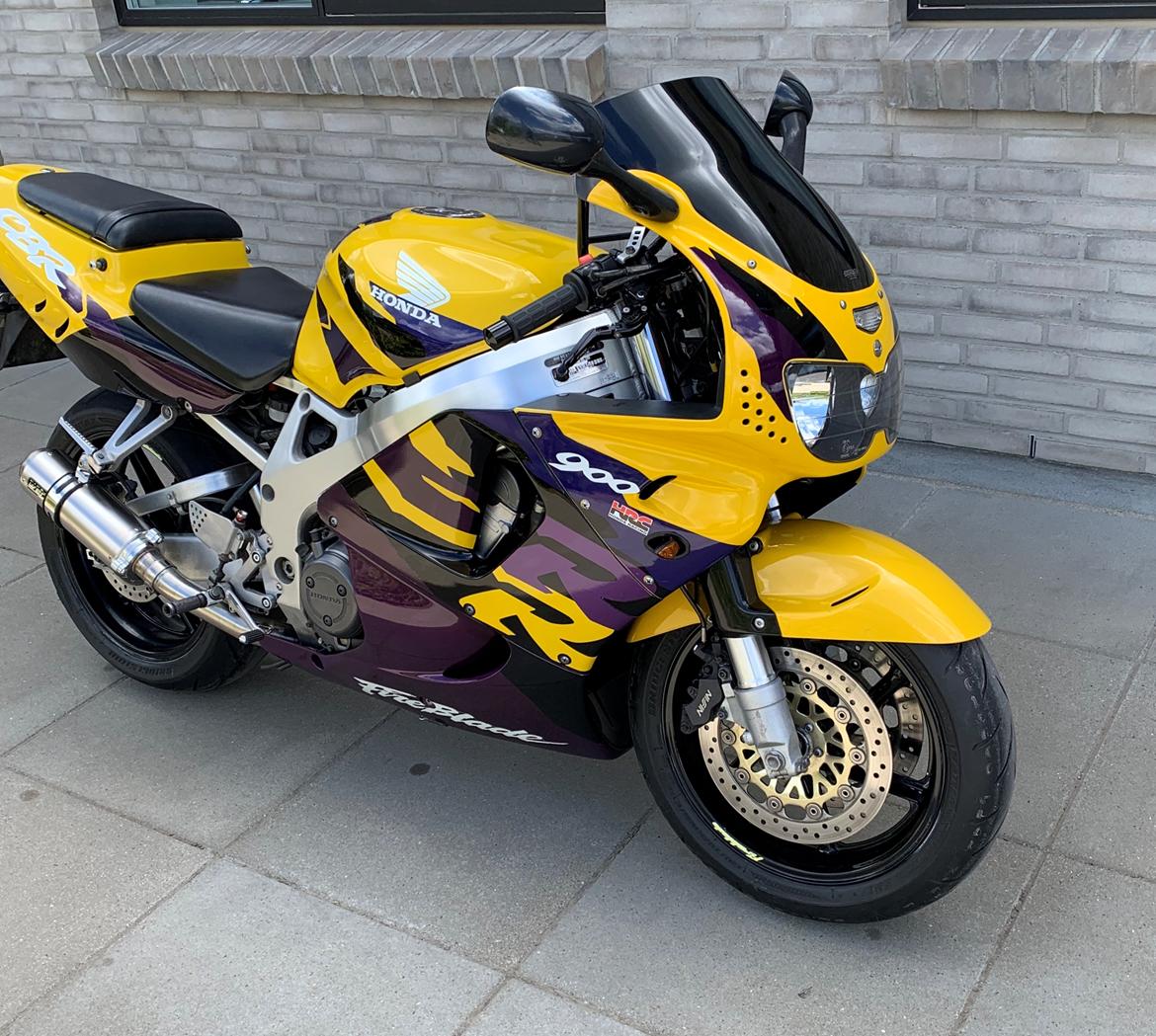 Honda CBR 900 RR (SOLGT) billede 23