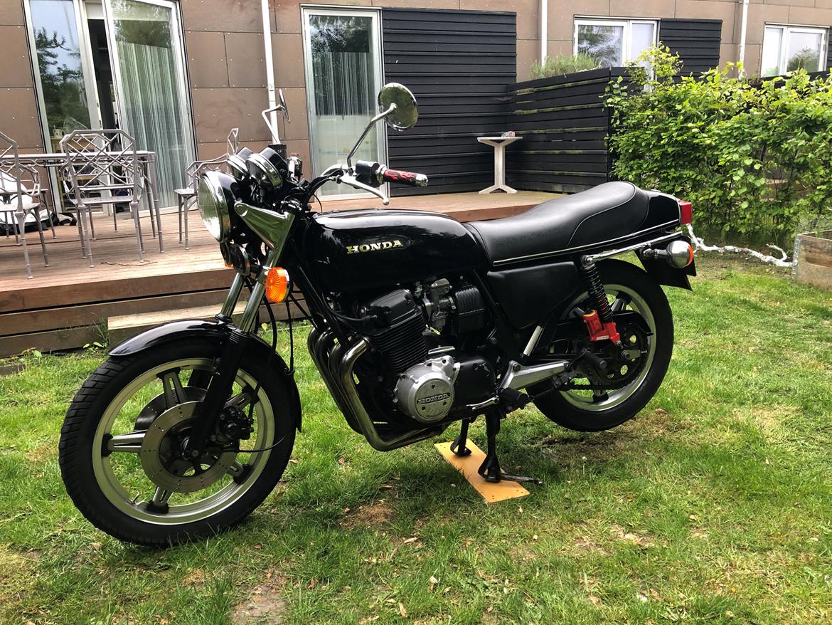 Honda cb 750 F0 billede 1