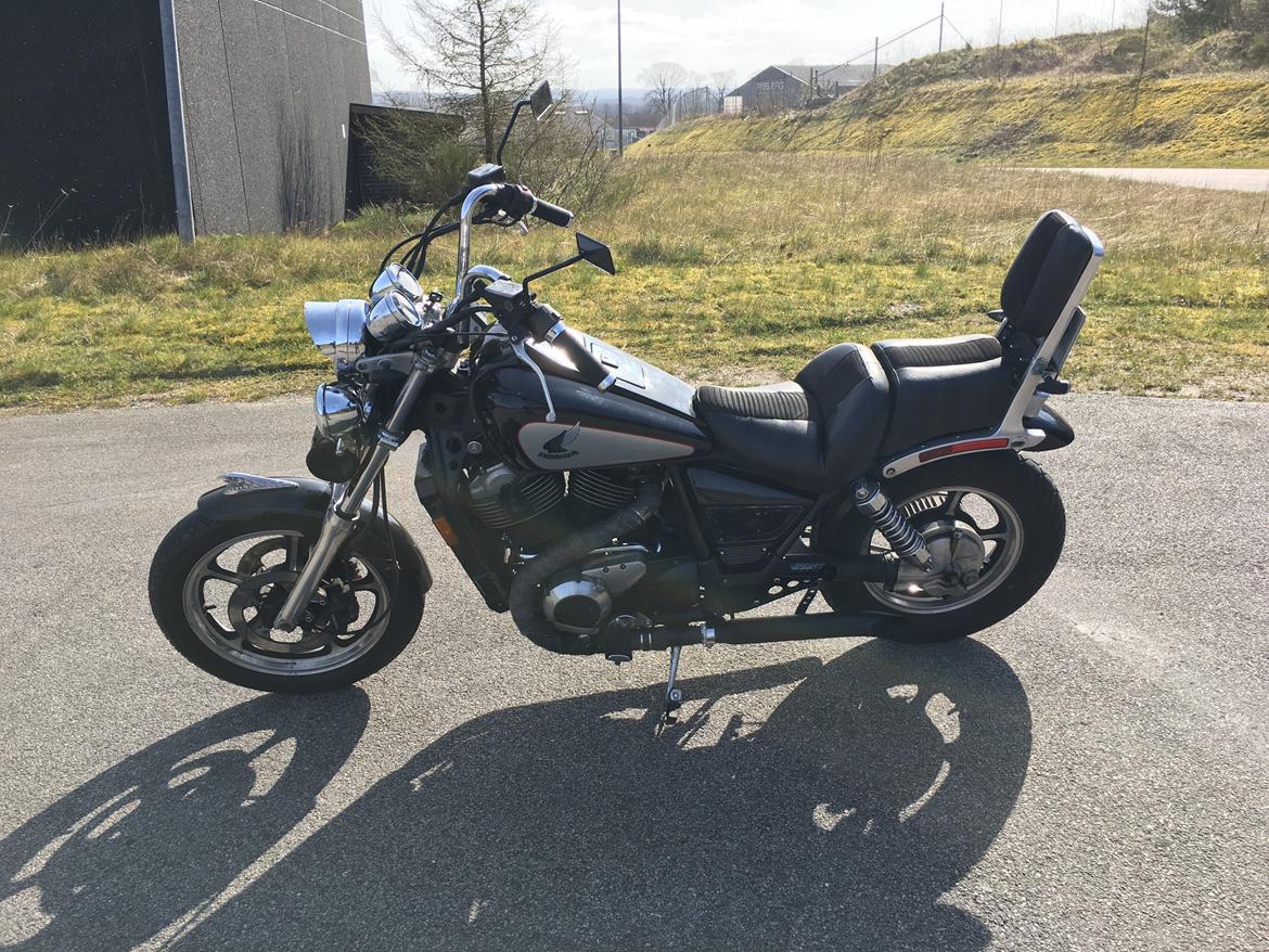Honda VT 1100 C billede 12