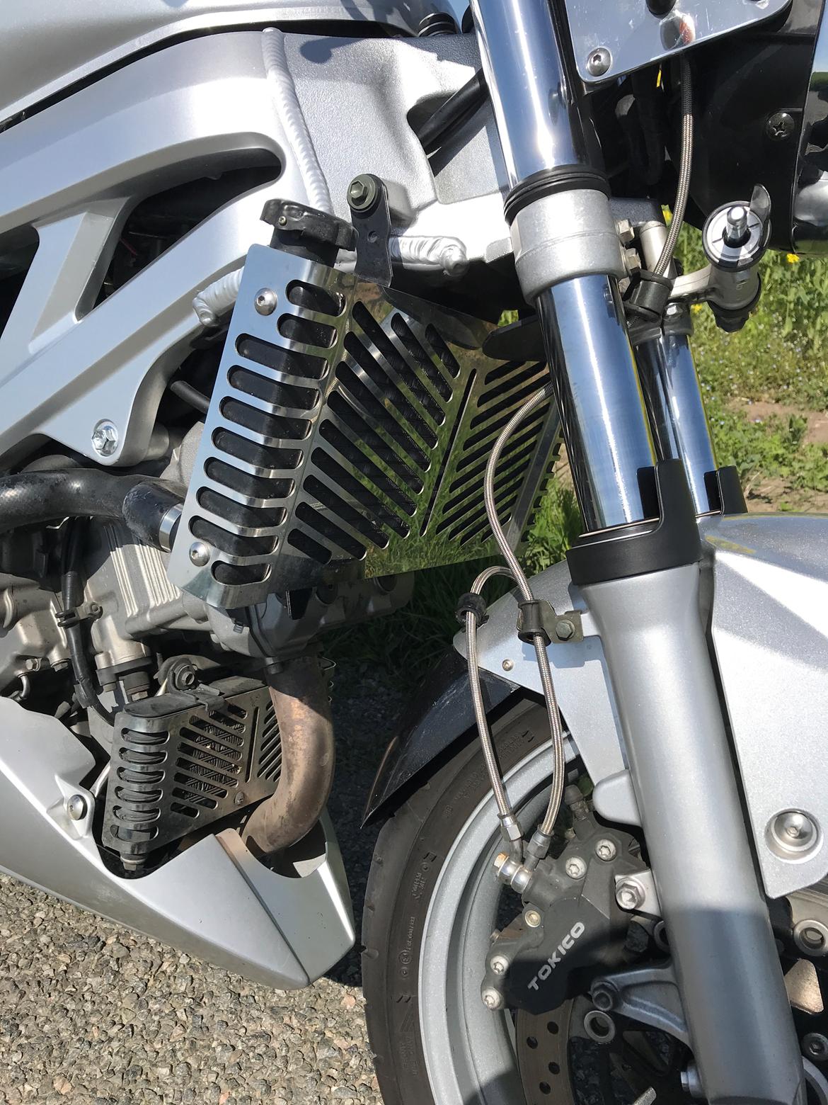 Suzuki SV1000N SOLGT billede 3