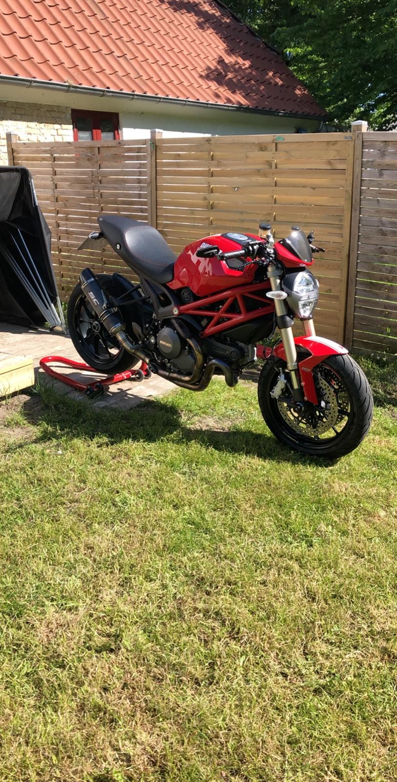 Ducati Monster 1100 EVO billede 5