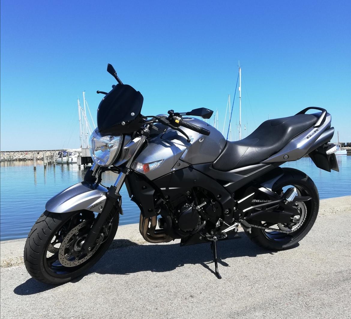 Suzuki GSR 600A billede 1