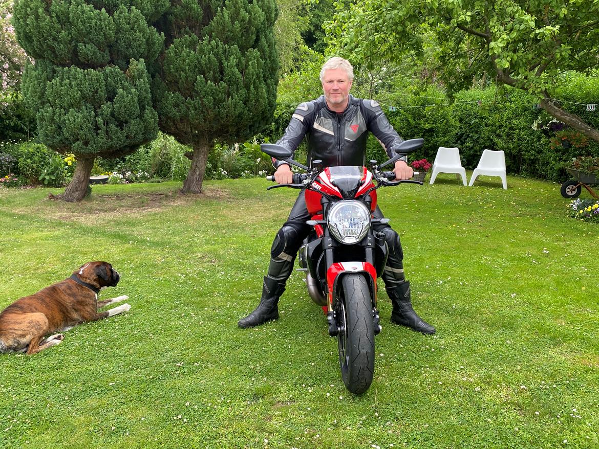 Ducati Monster 1200 R (SOLGT) billede 2