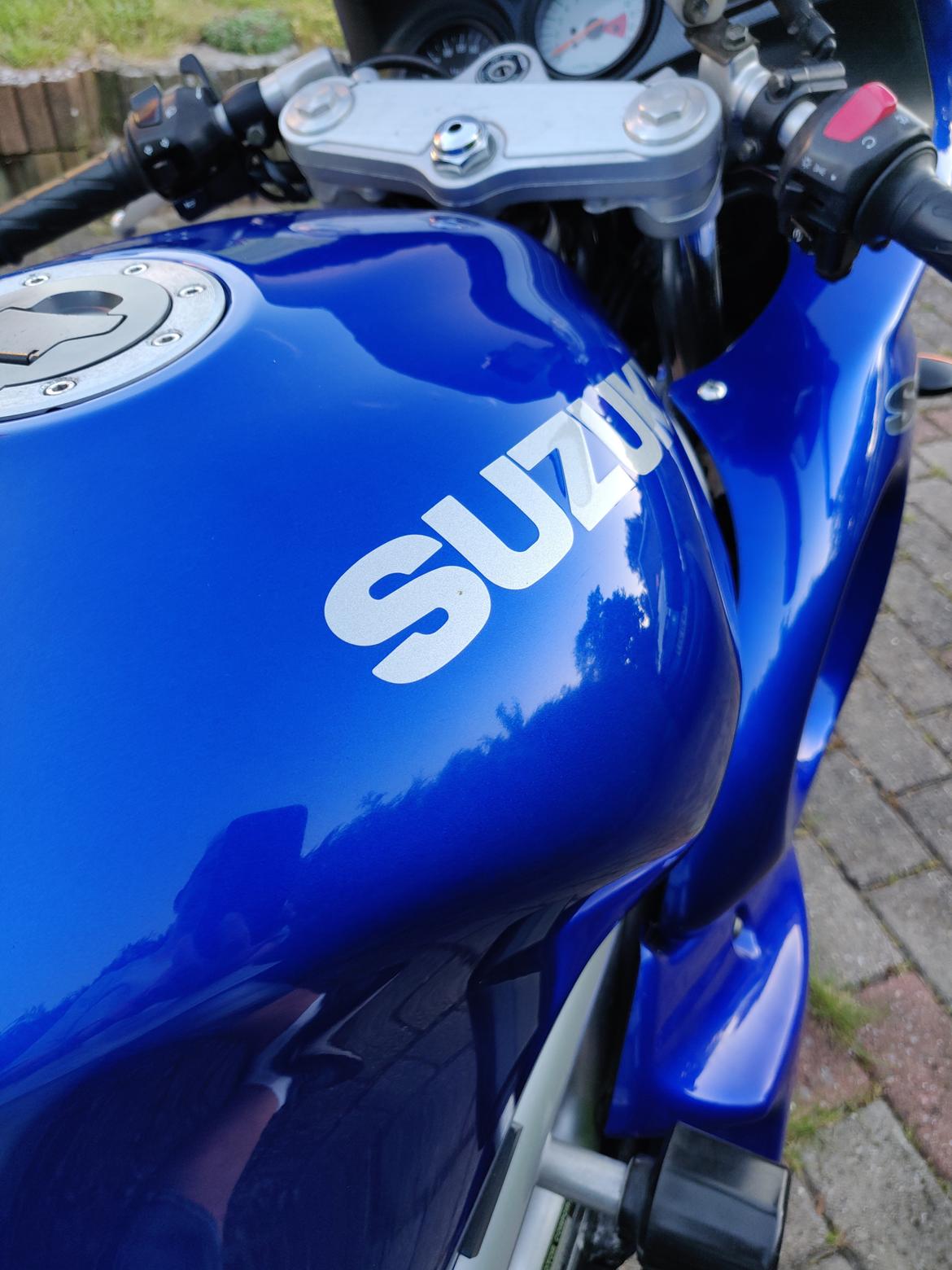 Suzuki SV650S solgt billede 4