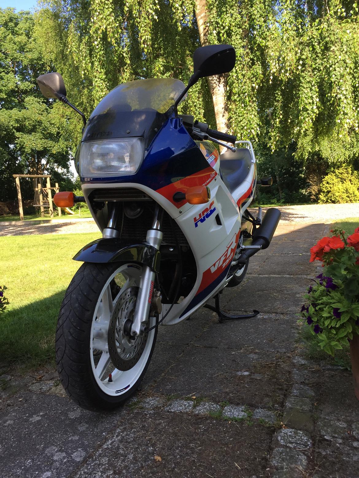 Honda VFR 750 rc24-1 billede 4