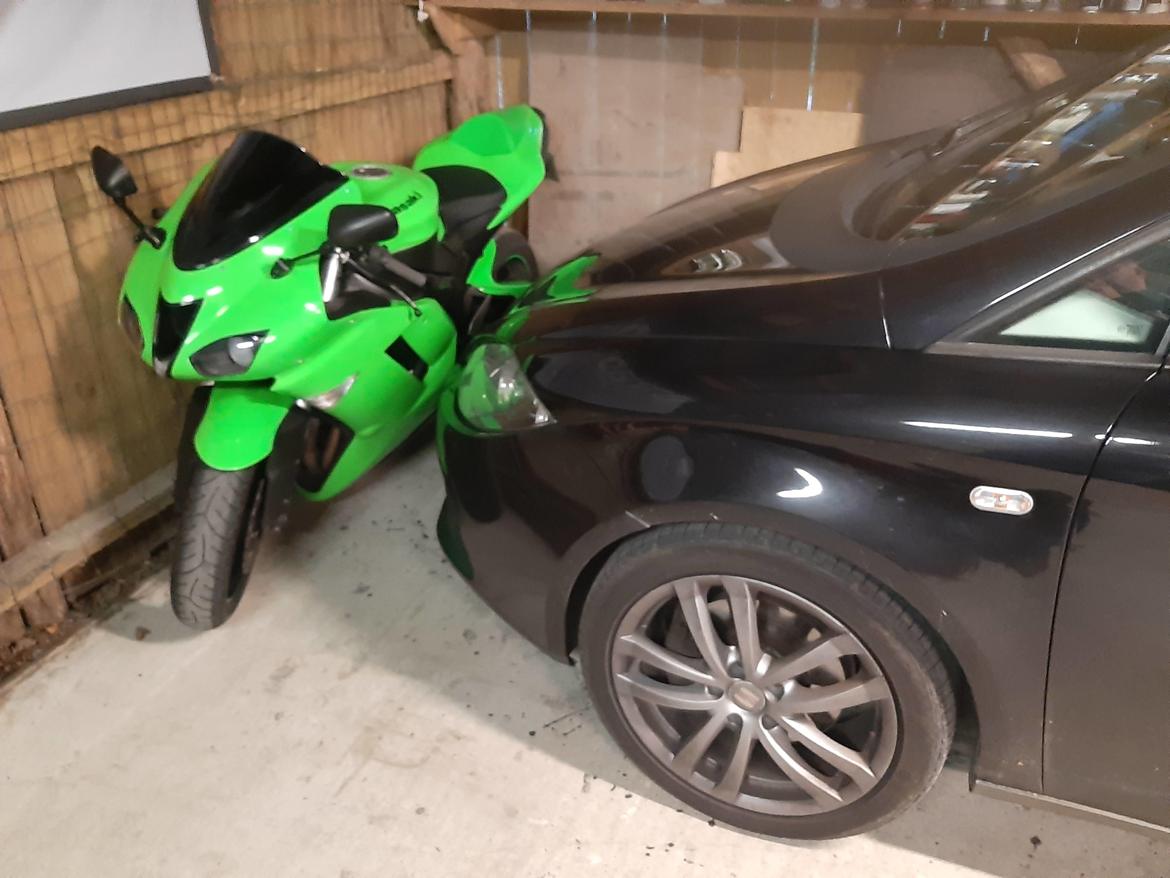 Kawasaki Zx6r ninja SOLGT  - her er der til sammen 295hk billede 4