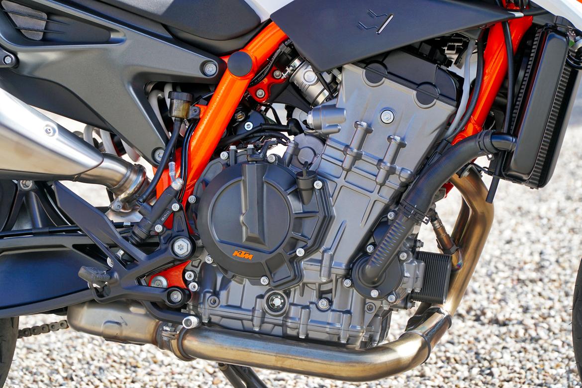 KTM DUKE 890 R billede 5