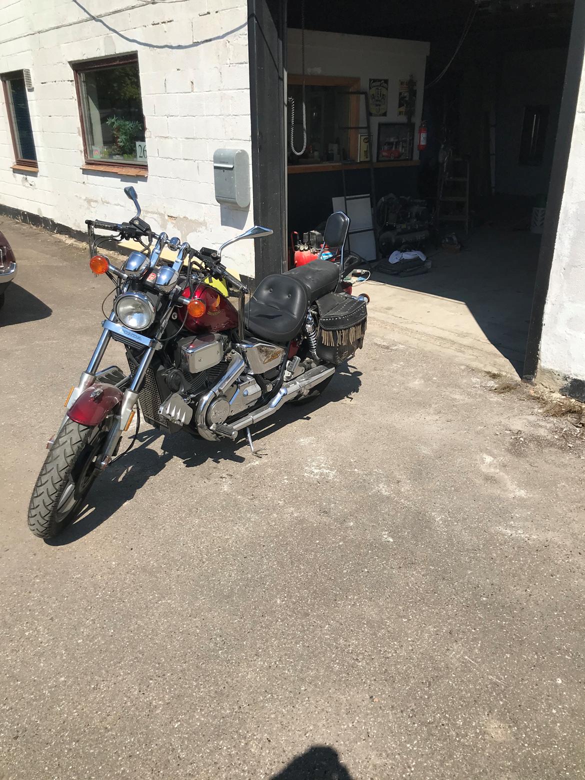 Honda VT 750 custom shadow billede 2