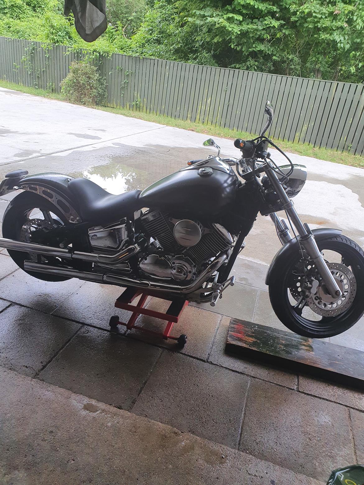 Yamaha Xvs 1100 dragstar  billede 2