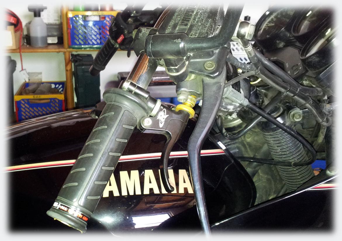 Yamaha XJ900 F - SÅdan her klarer man det , hvis man har et stift håndled. billede 12