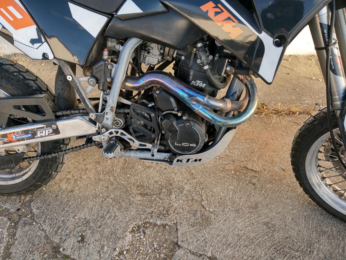 KTM 640 LC4-E Supermoto billede 4