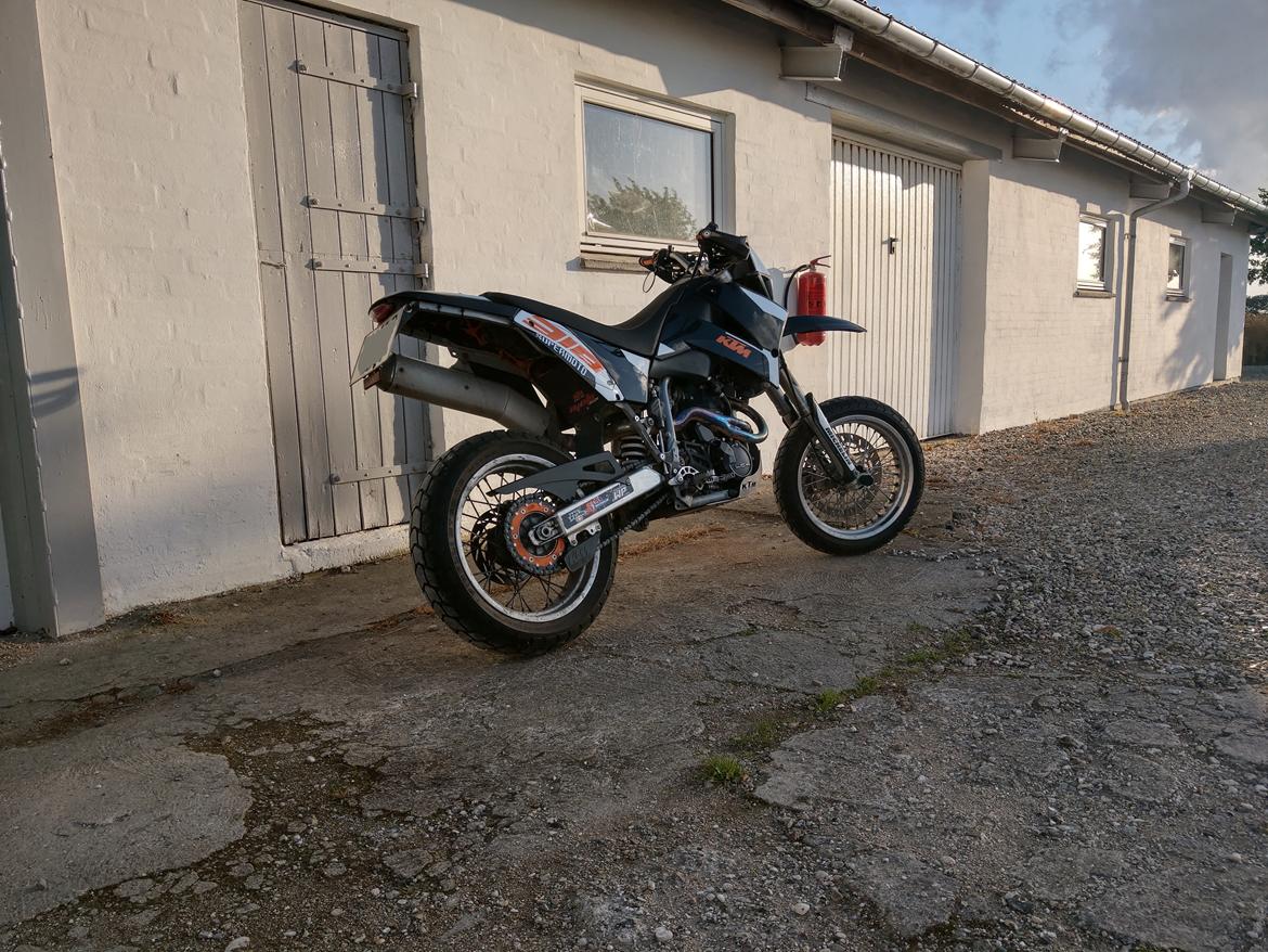 KTM 640 LC4-E Supermoto billede 6