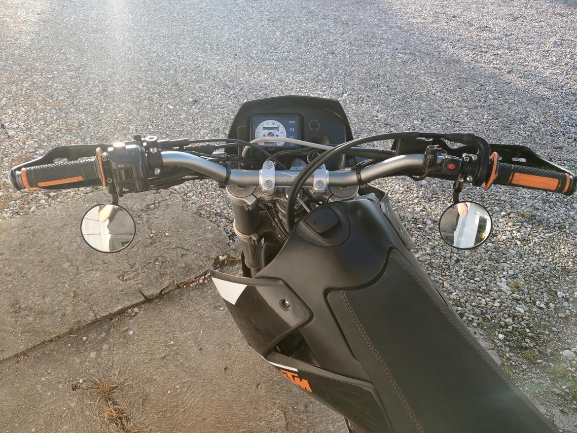 KTM 640 LC4-E Supermoto billede 7