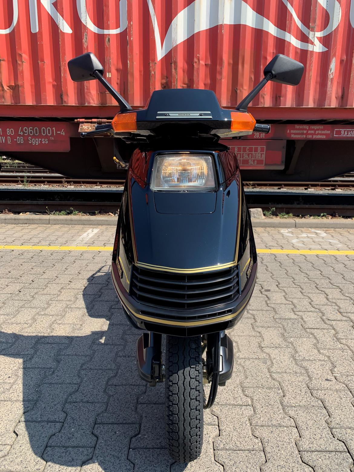 Honda CH250 Elite SOLGT 25. JAN. 2025 billede 5