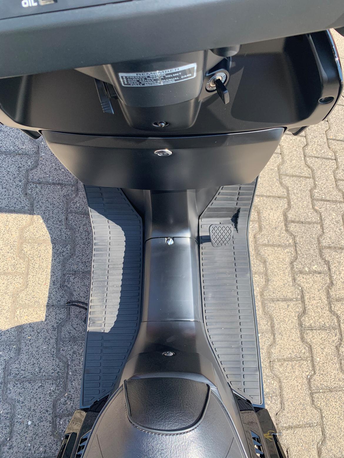 Honda CH250 Elite SOLGT 25. JAN. 2025 billede 17