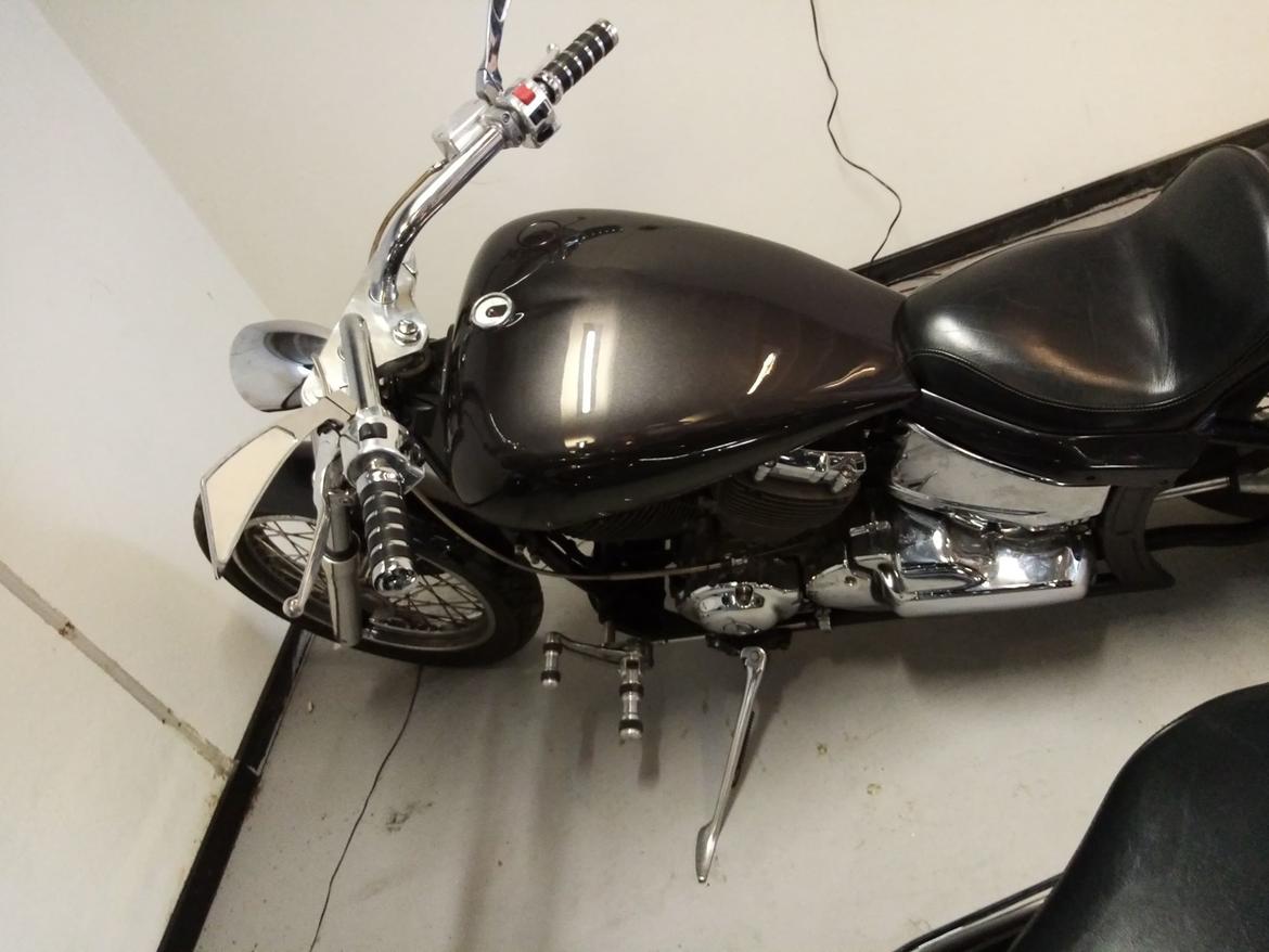 Yamaha XVS 650 Dragstar billede 2