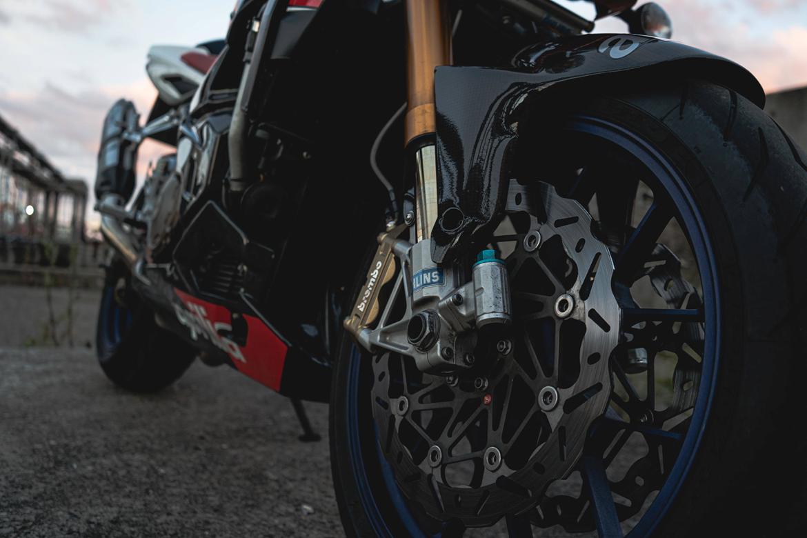 Aprilia Tuono 1000RR Factory billede 6