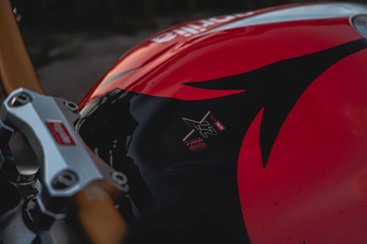 Aprilia Tuono 1000RR Factory billede 14