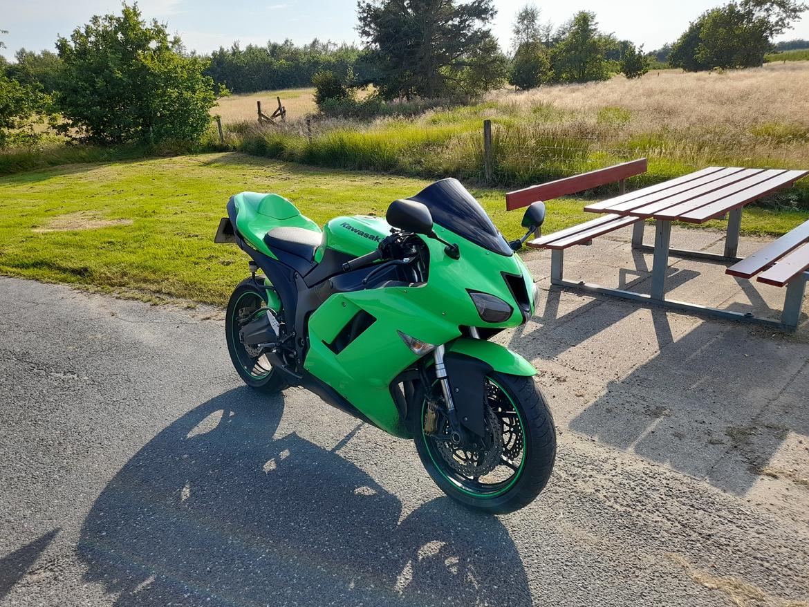 Kawasaki Zx6r ninja SOLGT  billede 2