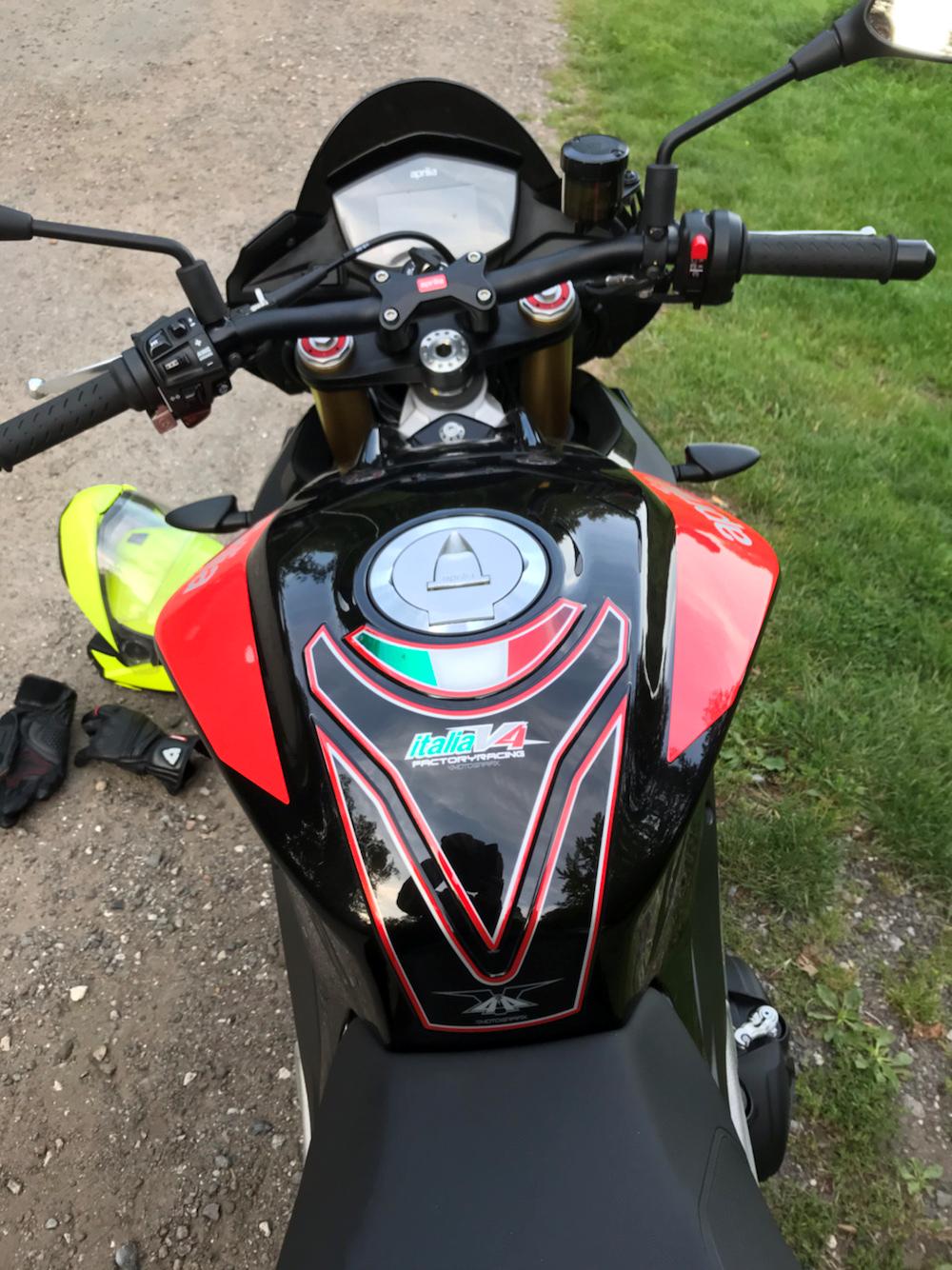 Aprilia Tuono v4 1100 rr billede 3