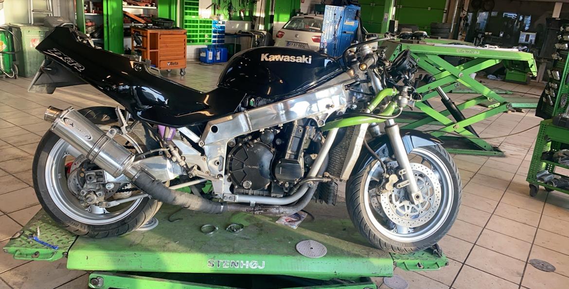 Kawasaki ZXR 750 H2 billede 2