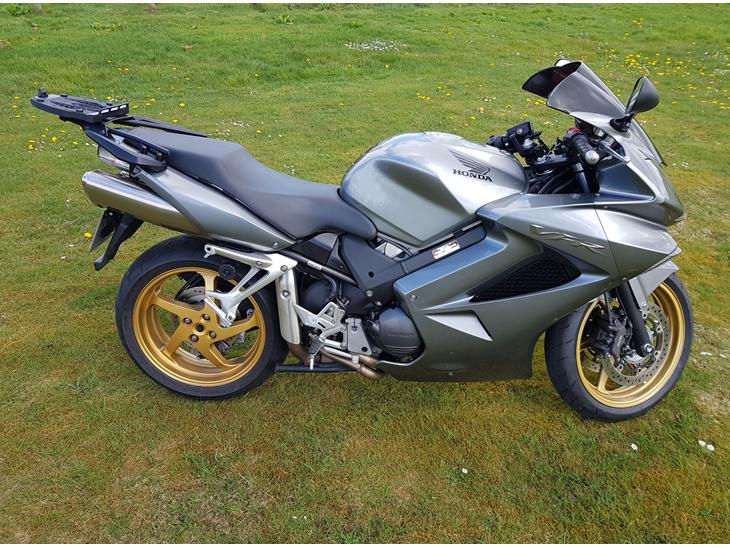 Honda VFR 800 v-tec  billede 1
