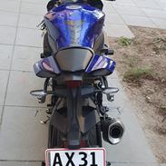 Yamaha R1