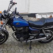 Honda Cm 400T