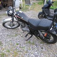 Yamaha SR 250 SE