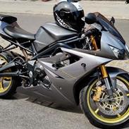 Triumph Daytona 675