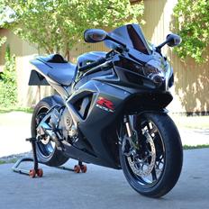 Suzuki GSXR750