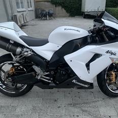 Kawasaki Ninja ZX10-R