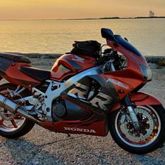 Honda CBR 900 RR