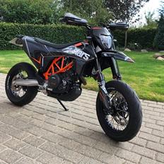 KTM 690 SMC-R
