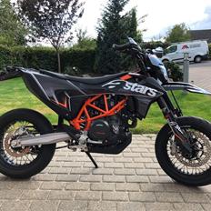 KTM 690 SMC-R