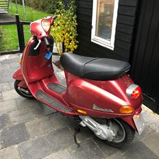 Vespa ET4