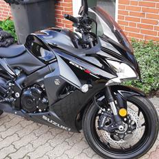 Suzuki GSX-S1000 F